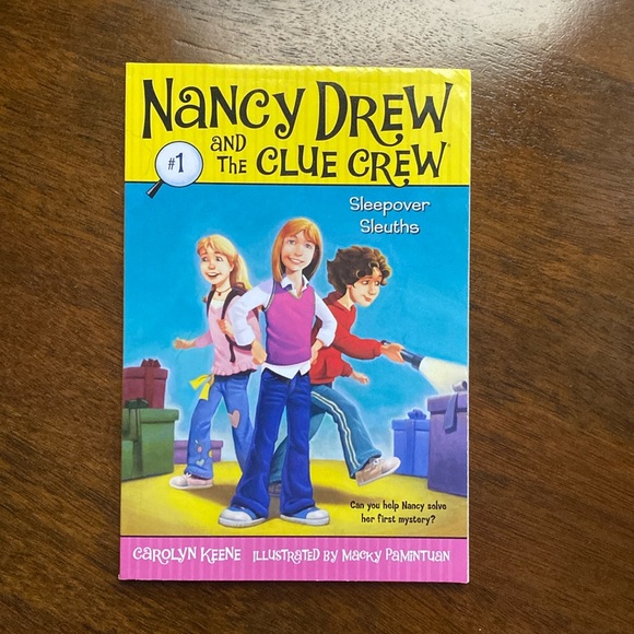 Nancy Drew & the Clue Crew Sleepover Sleuths book - Picture 1 of 5